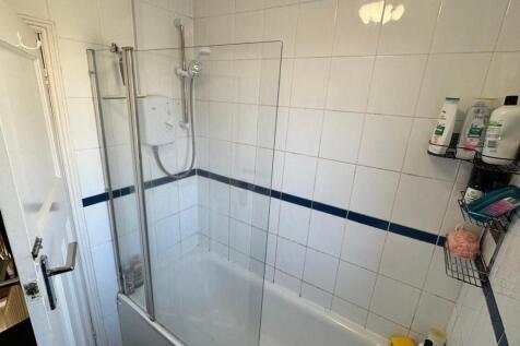 Bathroom photo 1