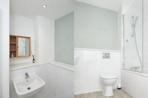 Bathroom - pic 2