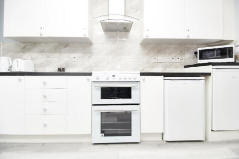 Kitchen photo 2