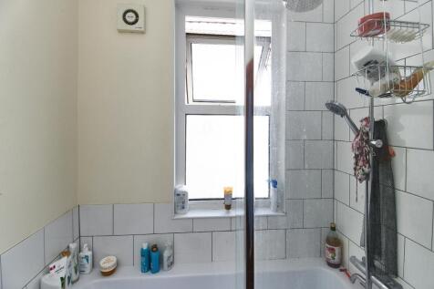 Bathroom photo 1