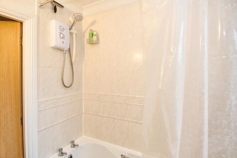 Bathroom photo 1