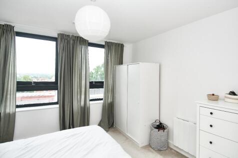 Bedroom photo 1
