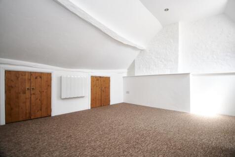 Loft room photo 1