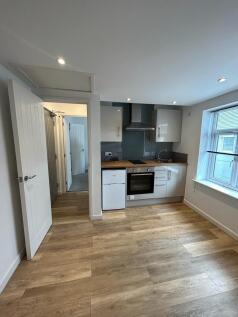 Kitchen / Lounge / Diner