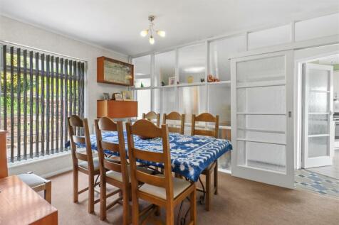 dining room #2.jpg