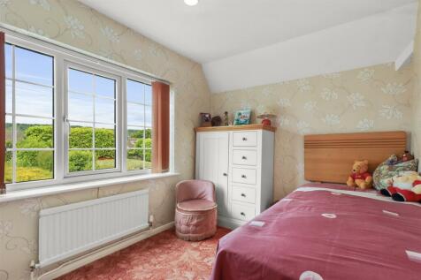 bedroom two.jpg