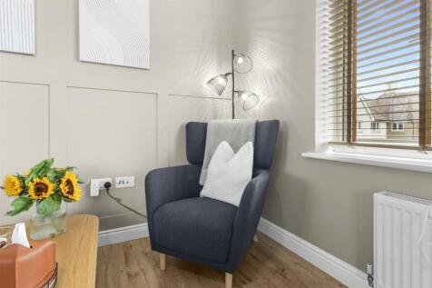 feature living area #2.jpg