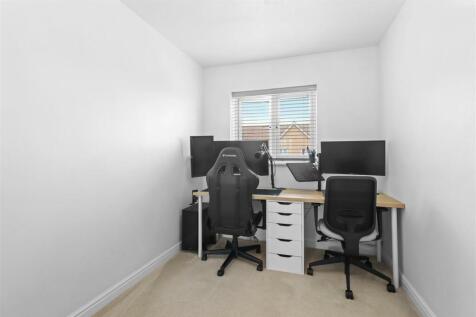 bedroom two #2.jpg