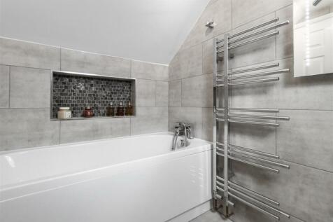 bedroom two ensuite #2.jpg