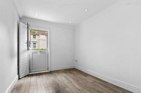 bedroom two.jpg