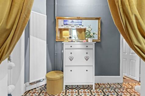 hallway #2.jpg
