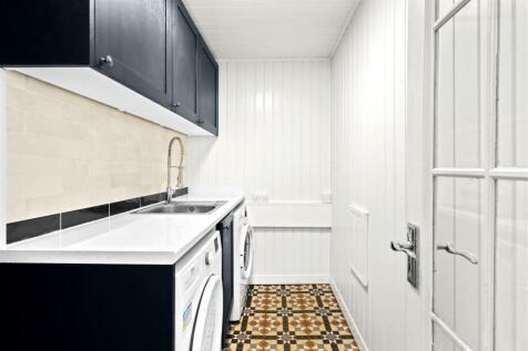 utility room.jpg