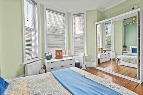 bedroom one #4.jpg