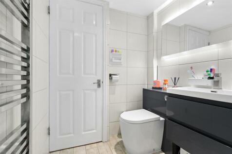 shower room #2.jpg