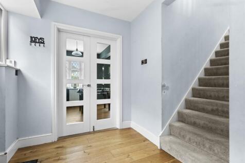entrance hall #3.jpg
