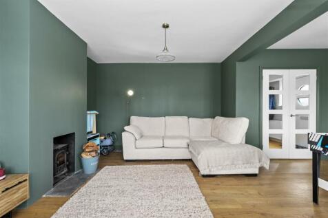 living room #4.jpg