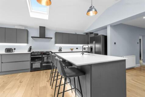 kitchen #3.jpg