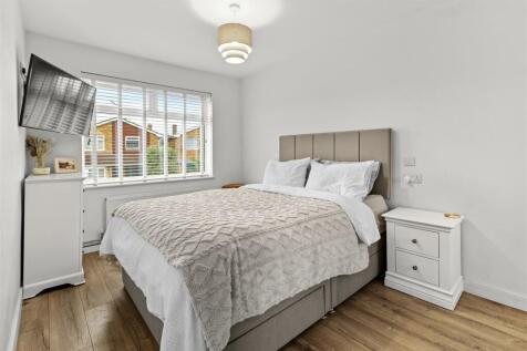 bedroom two.jpg