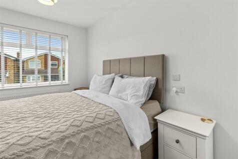 bedroom two #2.jpg