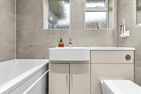 bathroom #2.jpg