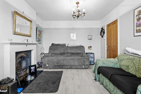 living room #3.jpg
