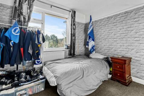 bedroom two #2.jpg
