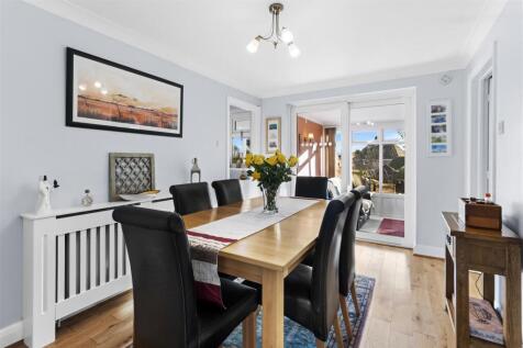 dining room #3.jpg