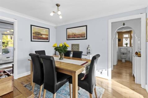 dining room #2.jpg