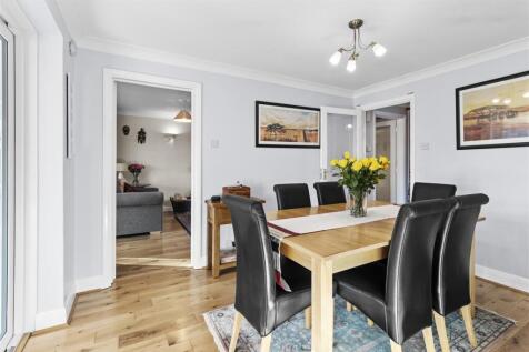 dining room.jpg