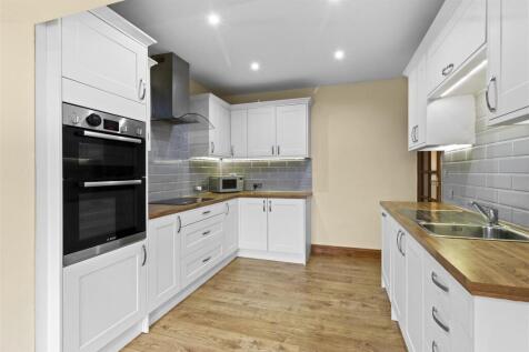 kitchen #3.jpg