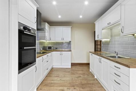 kitchen #4.jpg