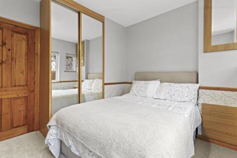 bedroom three #2.jpg