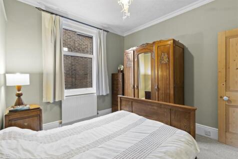 bedroom two #3.jpg