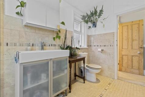 shower room #3.jpg