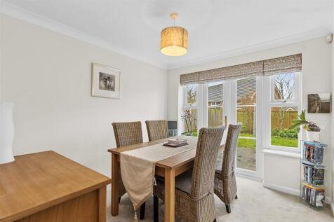 dining room.jpg