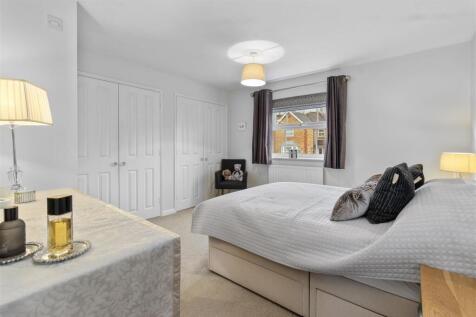 bedroom one.jpg