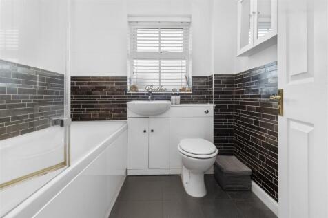 bathroom #2.jpg