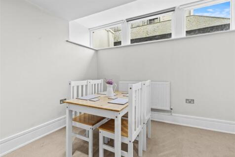 dining area #2.jpg