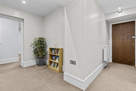 hall #2.jpg