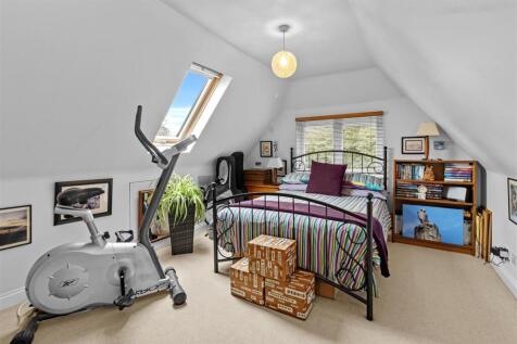 bedroom two.jpg