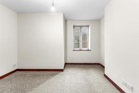bedroom #2.jpg