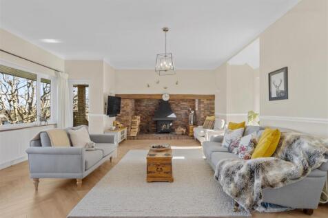 living room.jpg