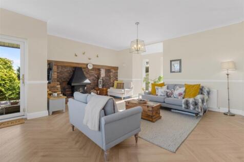 living room #3.jpg