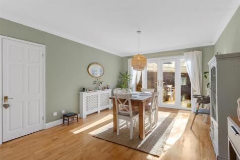 dining area #2.jpg