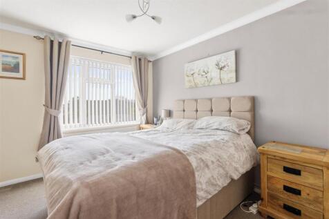 bedroom one.jpg