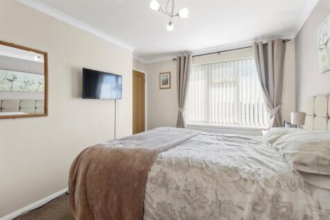 bedroom one #2.jpg
