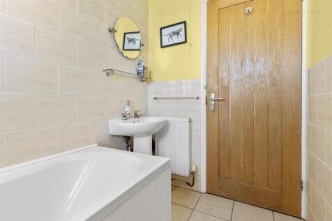 bathroom #3.jpg
