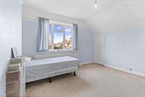 bedroom two #4.jpg