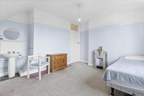 bedroom two.jpg