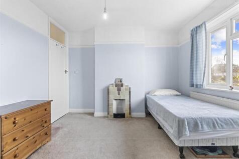 bedroom two #2.jpg